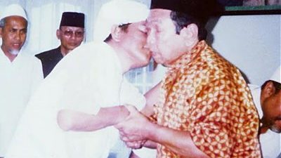 5 Guru Sesepuh Gus Dur, Beliaulah Salah Satunya